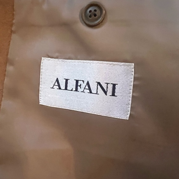 Macy's Tan Sport Coat - Picture 9 of 9